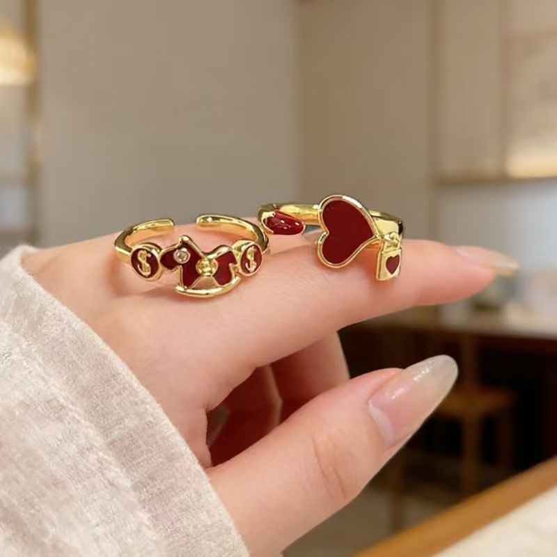 Horse Year Ring INS Style Geometric Horse