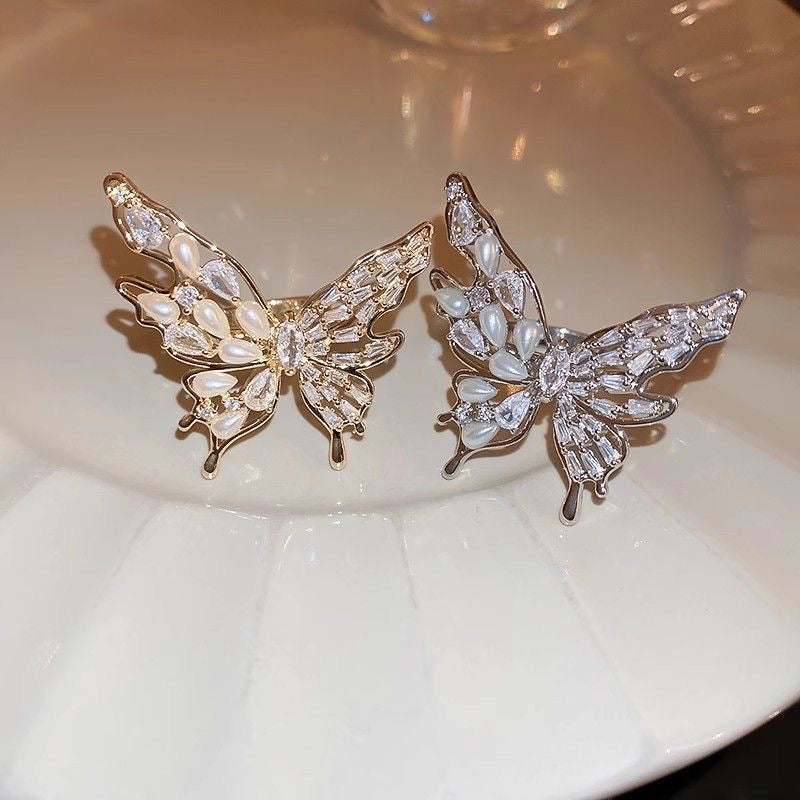 Butterfly Pearl Open Ring Elegant