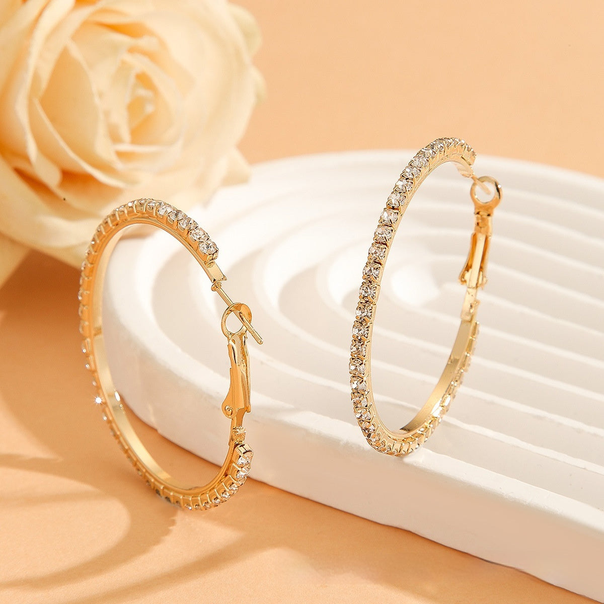 Exaggerated Earrings Womens Simple Fashion