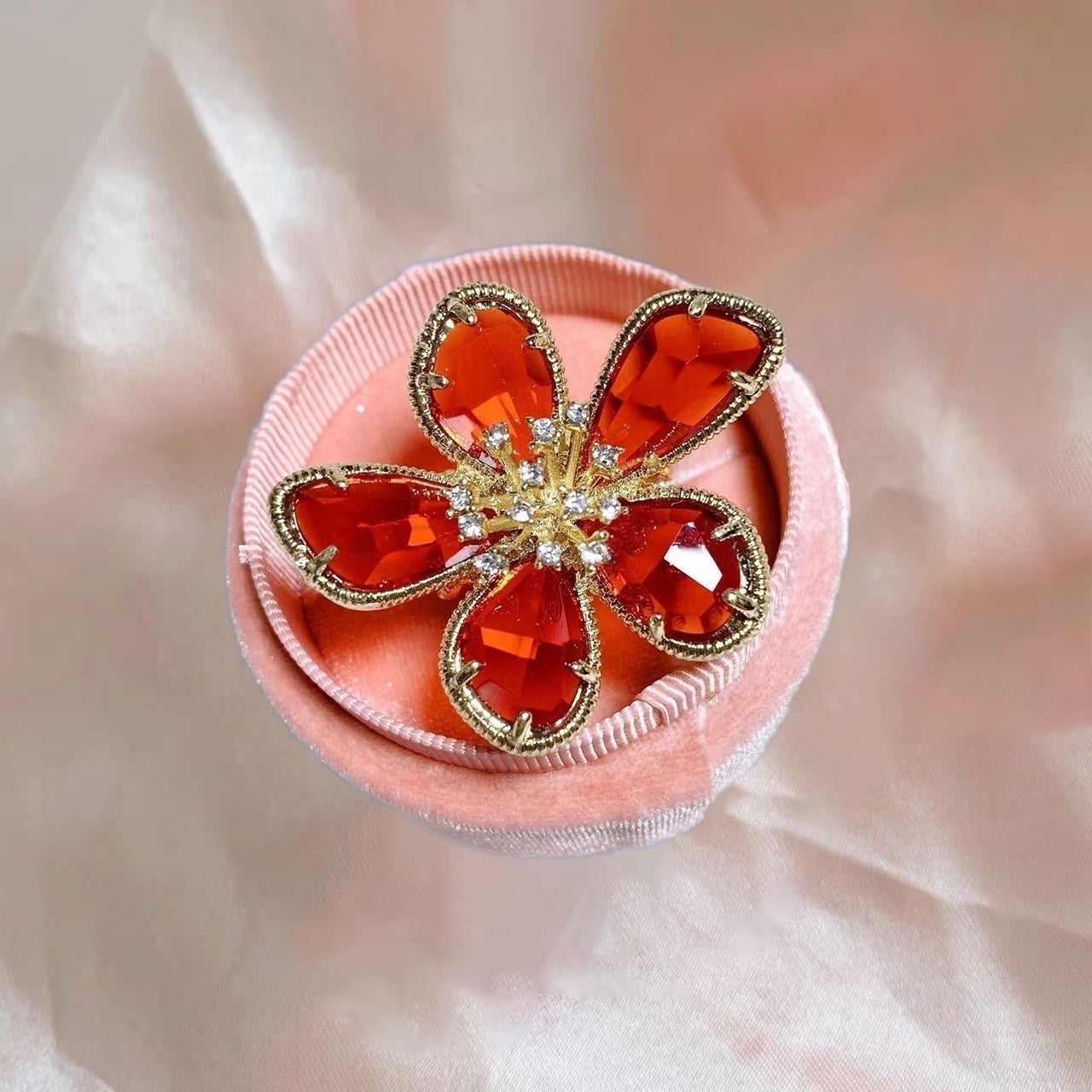 Exaggerated Crystal Flower Ring For Women, Stylish